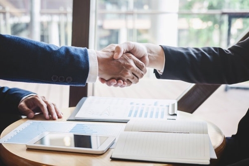 Giải pháp công ty mới nhất về Làm thế nào chúng tôi phục vụ khách hàng toàn cầu của chúng tôi: Từ điều tra đến giao hàng