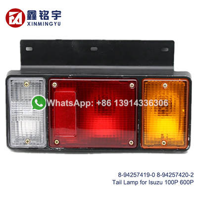 Giá tốt 24V ISUZU 100P 600P Tail Lamp with PP + PC Housing and 1 Year Warranty trực tuyến